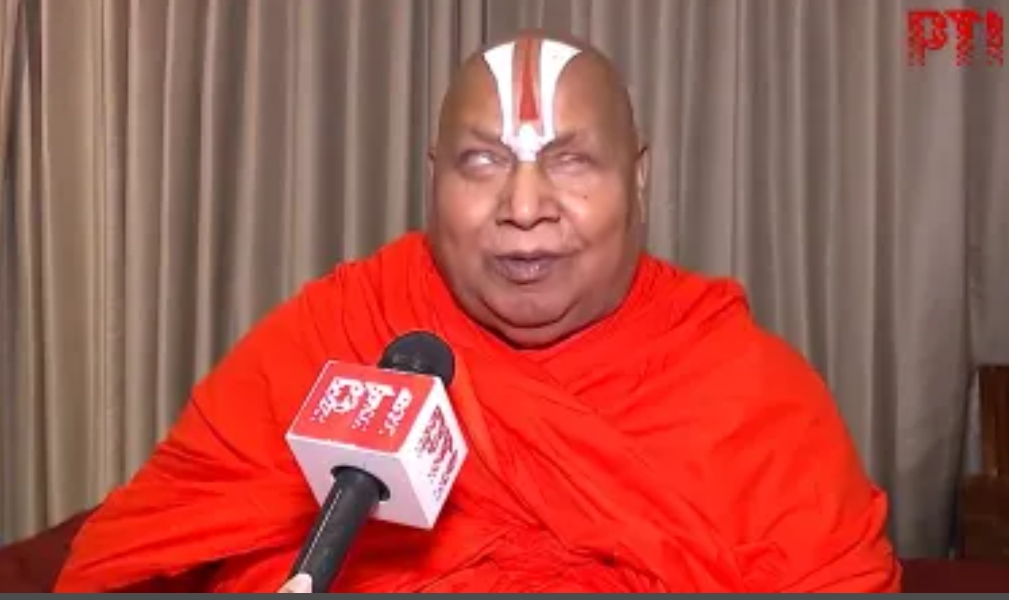 मंदिर-मस्जिद पर मोहन भागवत की टिप्पणी पर जगद्गुरु रामभद्राचार्य ने जताई नाराजगी