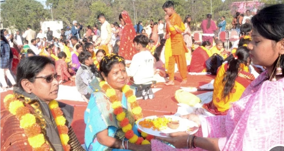 भारतीय संस्कृति के संरक्षण के लिए मातृ-पितृ पूजन दिवस का भव्य आयोजन